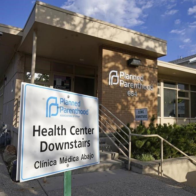 Utah judge delays implementing statewide abortion clinic ban